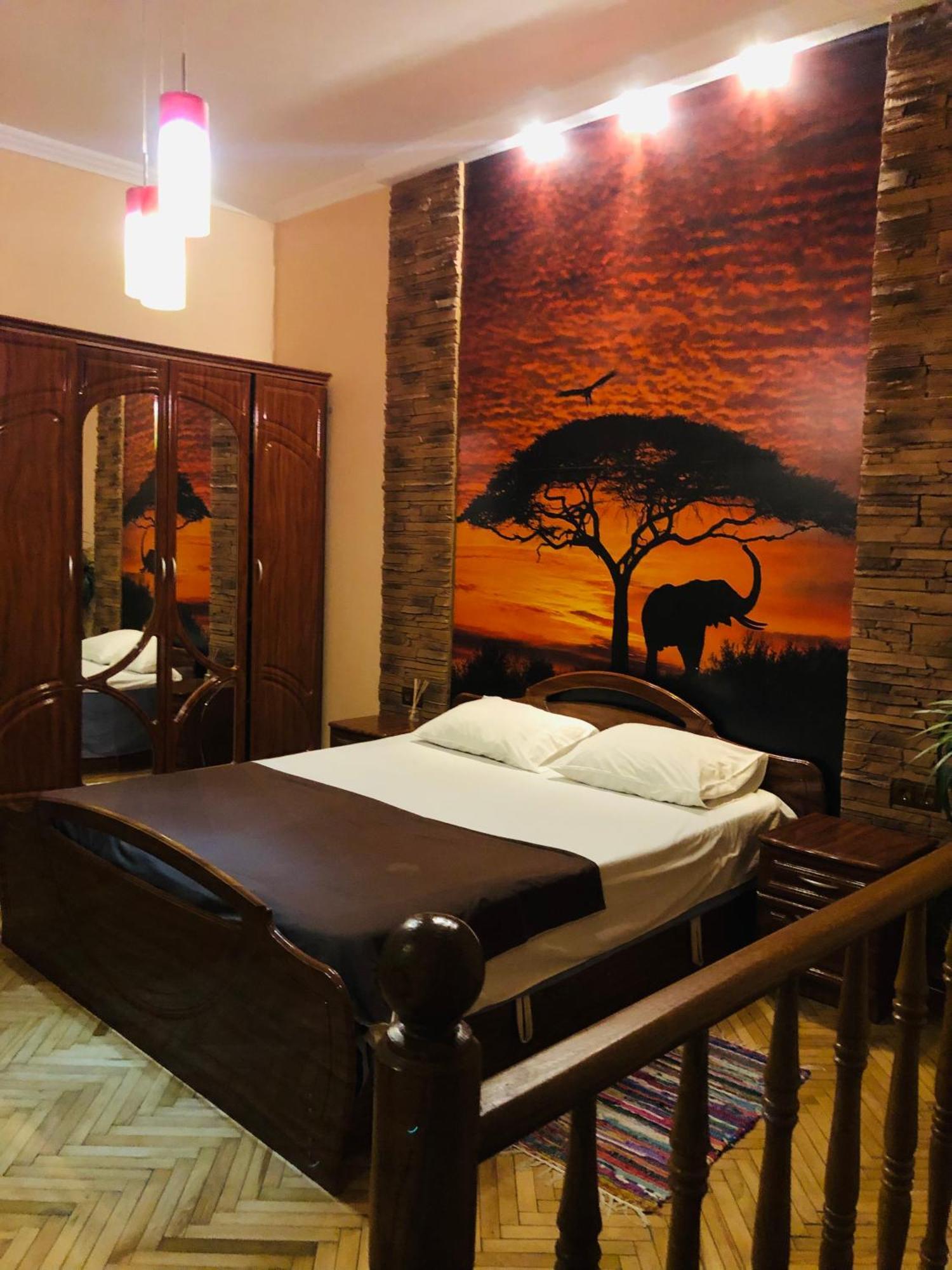 2 Rooms Central Anna Apartment Leopoli Esterno foto