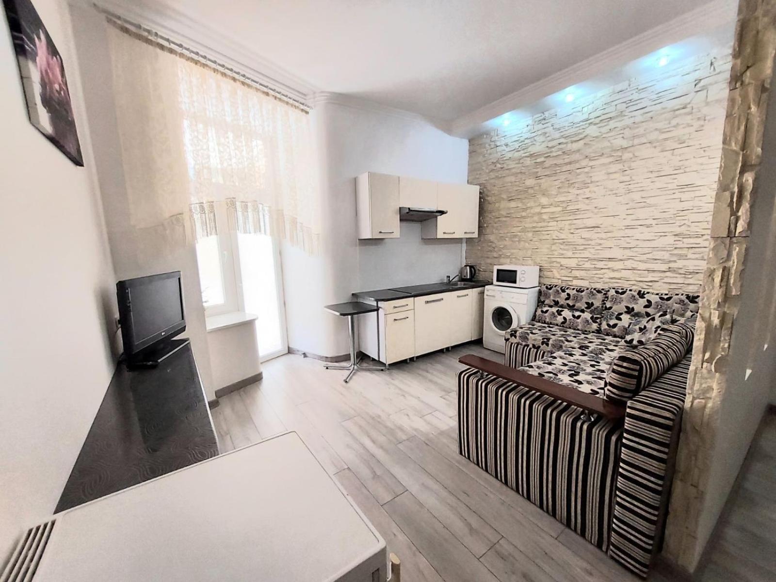 2 Rooms Central Anna Apartment Leopoli Esterno foto